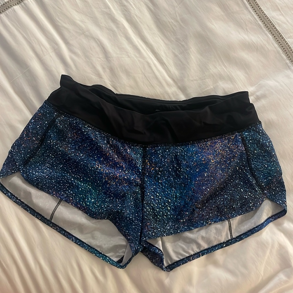 Lululemon speed sports, size 8, blue pattern